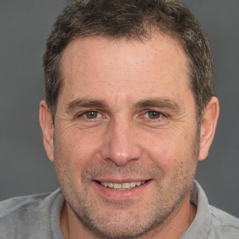 Mehmet Kerem Uysal - Baş eğitmen